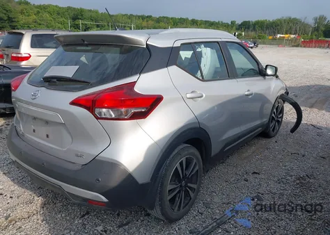 2020 Nissan Kicks Sr z USA, uszkodzony, nr VIN 3N1CP5DV4LL542918